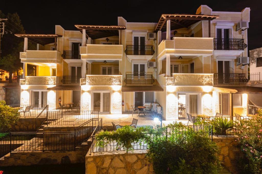 Farrys Boutique Hotel & Beach Club - Yalikavak Exterior photo